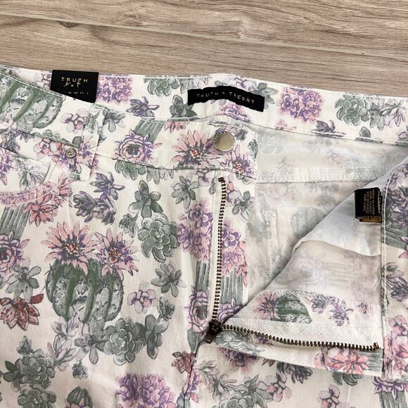 Truth + Theory Super Soft Stretch Multicolor Floral Skinny Jeans Size 16 - Picture 6 of 8